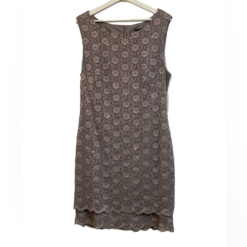 Lace Cocktail dress with sequins Greyish Mauve/pink Size 16